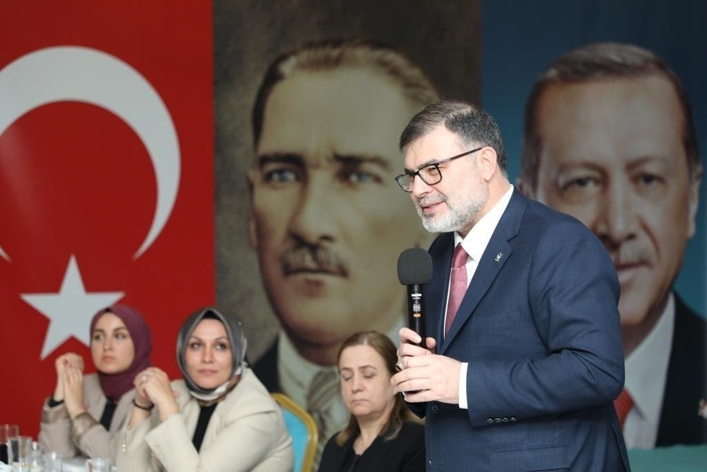 Bayraklı’da Başkan Saygılı’ya coşkulu karşılama