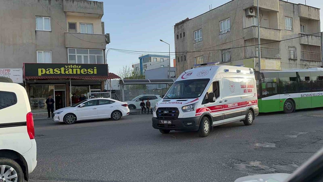 Batman’da iftar saatinde iki aile arasında taşlı sopalı kavga: 5 yaralı