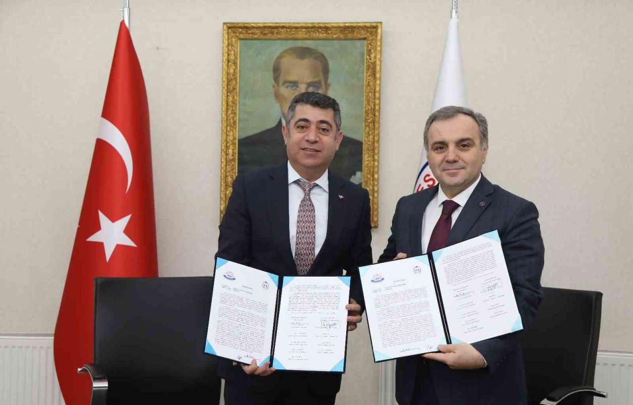 ERÜ ile Koop-İş Sendikası arasında ek protokol imzalandı