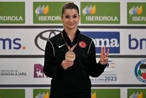 Kağıthane’nin milli sporcuları Avrupa şampiyonu oldu