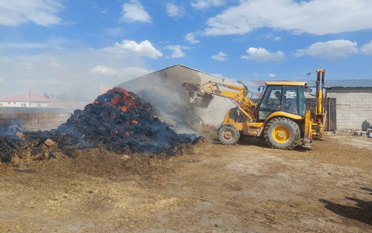 Karaman’da saman yangını