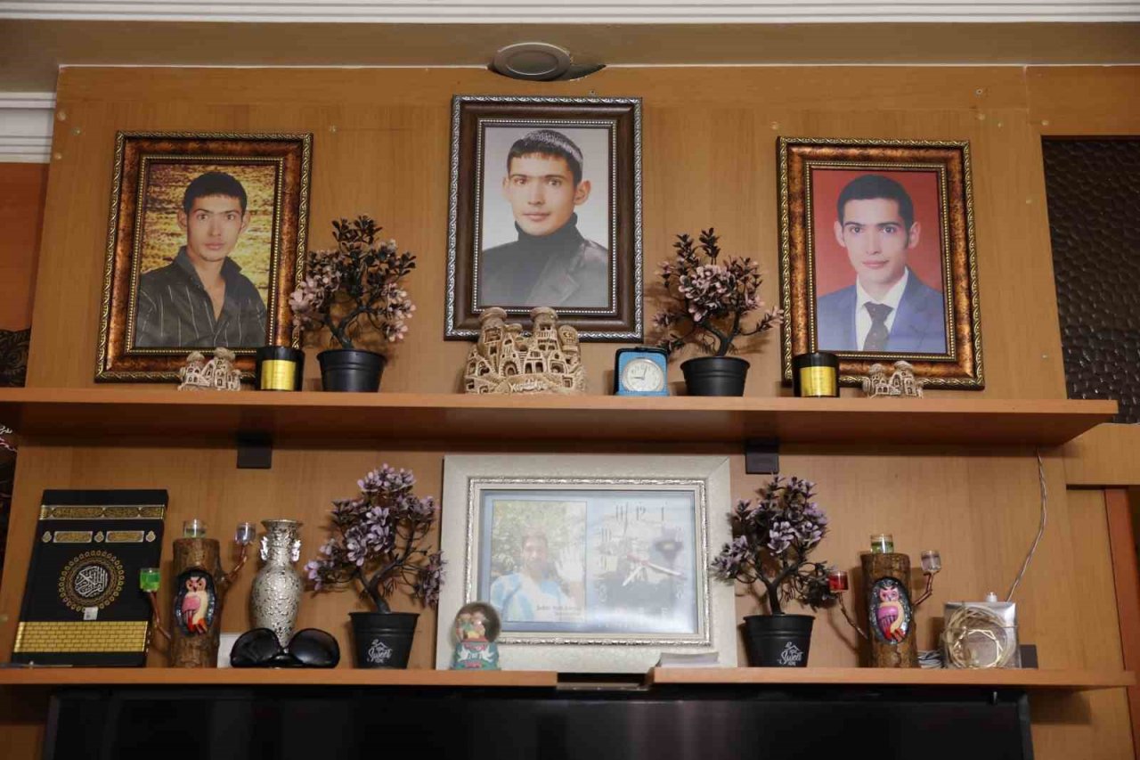 Bakan Yanık Ve Başkan Büyükkılıç’tan şehidin baba ocağına ziyaret