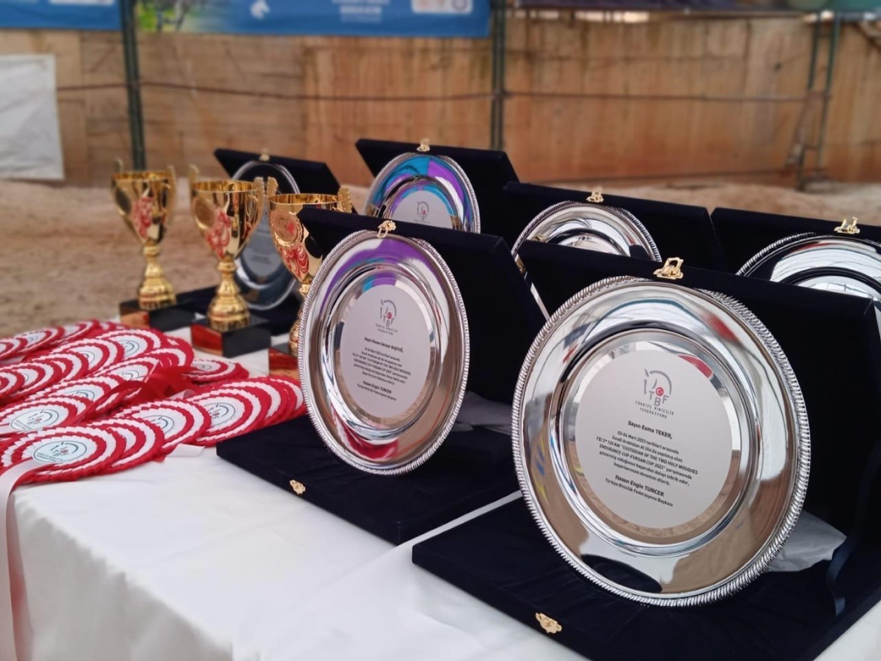 17 kulüpten 65 sporcu atlı dayanıklılıklarını konuşturdu