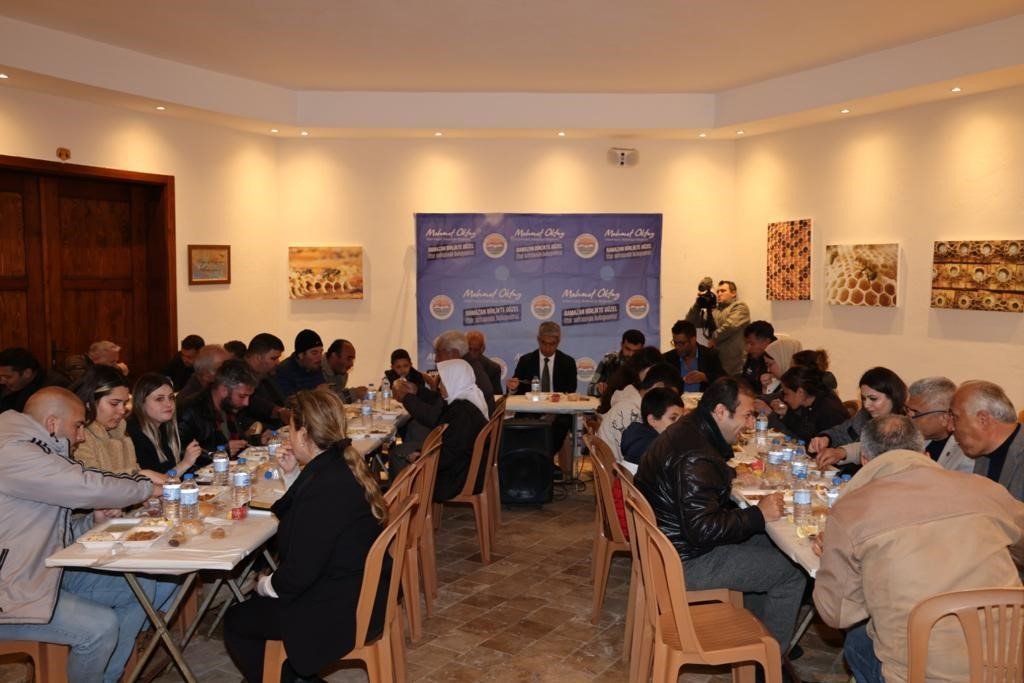 Marmaris’te iftar sofrası Osmaniye’de kuruldu