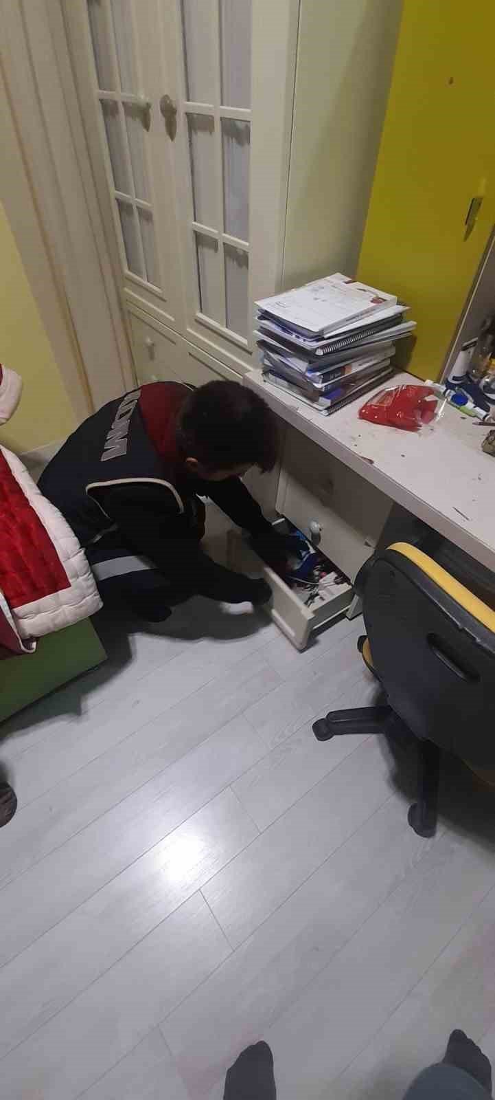 Marmaris’te dolandırıcı örgütüne operasyon: 5 gözaltı