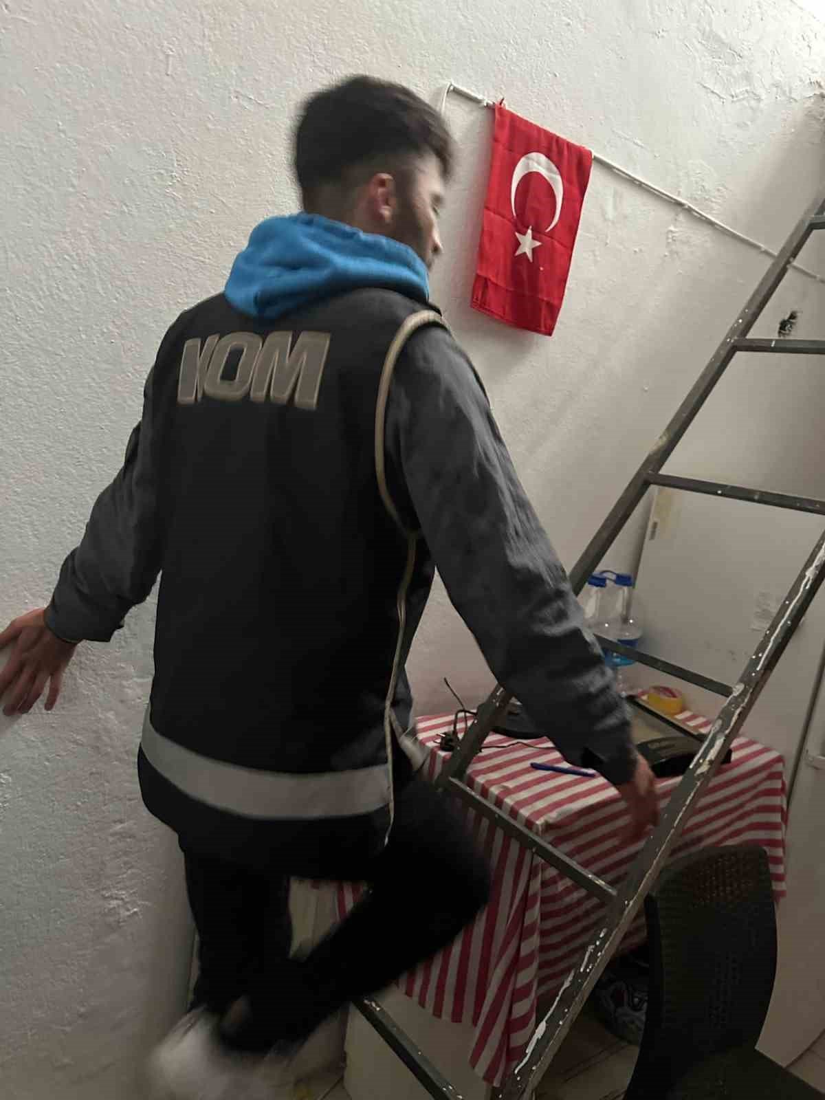 Marmaris’te dolandırıcı örgütüne operasyon: 5 gözaltı