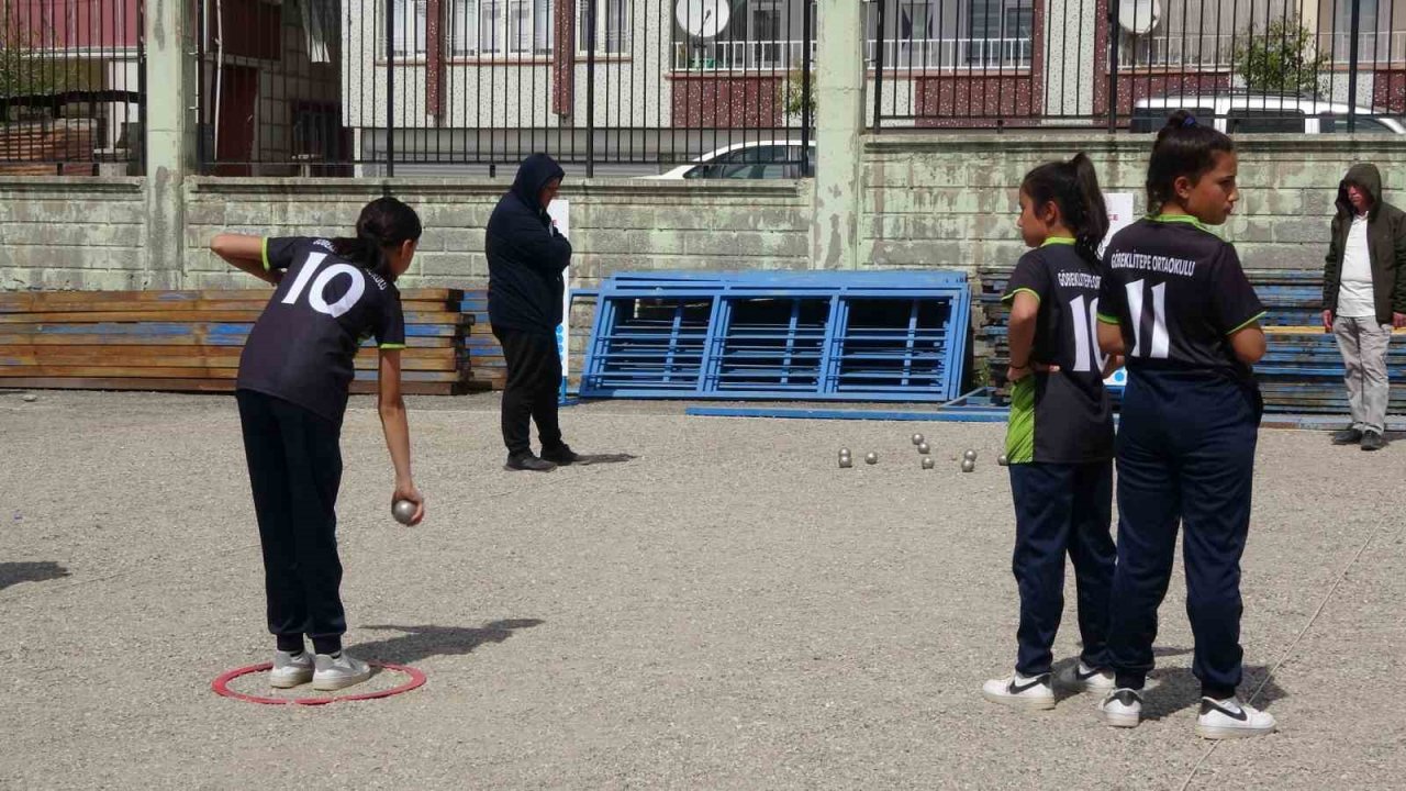 Siirt’te Okullar Arası Bocce Bölge Şampiyonası gerçekleştirildi