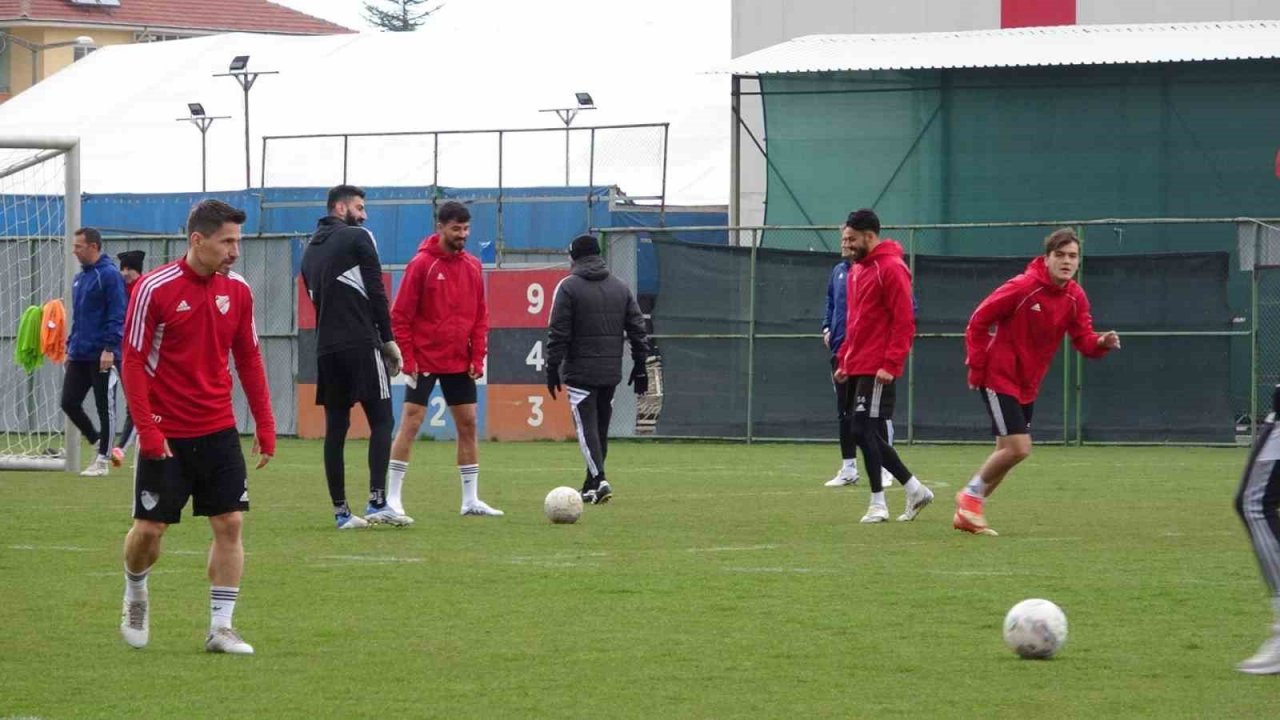 Muzaffer Bilazer: “Kazandığımız takdirde play-off için yine çok iddialı bir noktaya geliyoruz”