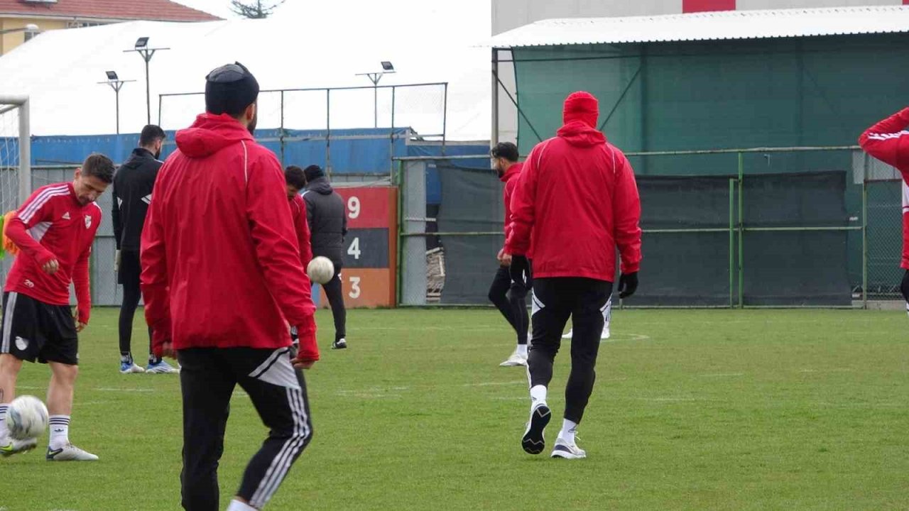 Muzaffer Bilazer: “Kazandığımız takdirde play-off için yine çok iddialı bir noktaya geliyoruz”