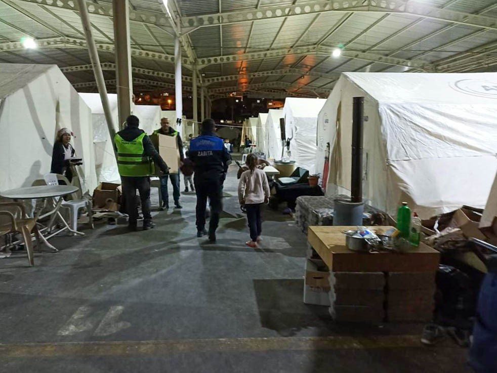 Tepebaşı’nın Hatay Arsuz’da 5 bin vatandaşa sahur ikramı sürüyor