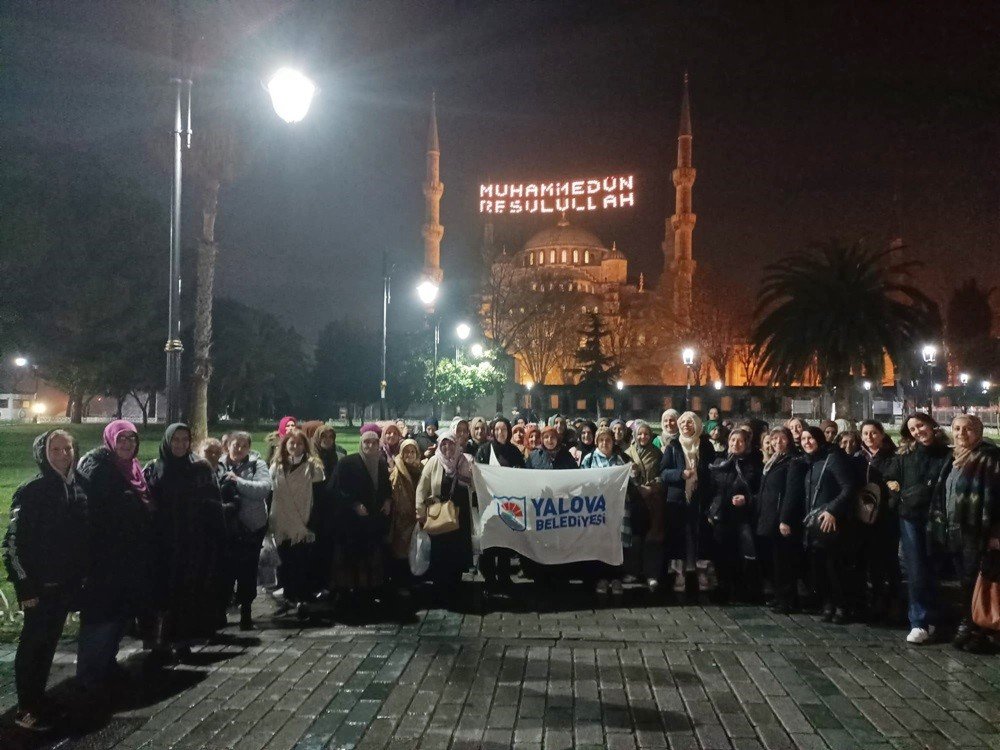 Yalova Belediyesi’nin tarihi cami gezileri devam ediyor