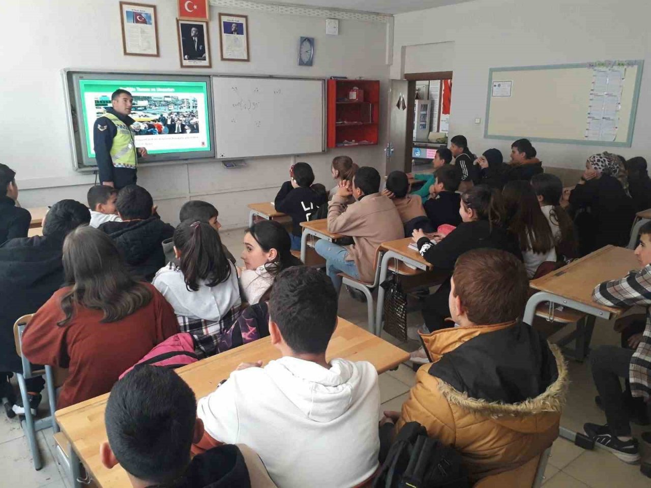 Yozgat’ta öğrencilere trafik eğitimi verildi