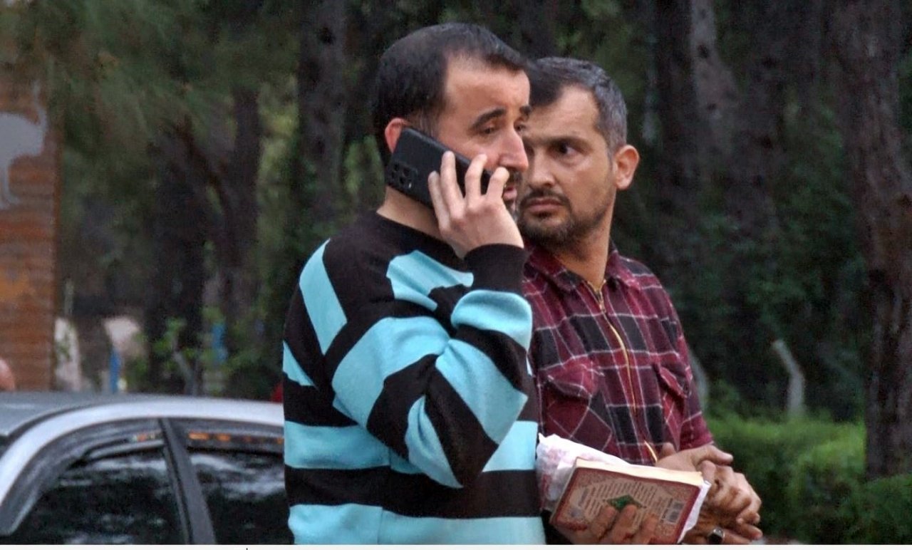 Fabrika personelini taşıyan servis devrildi: 7 yaralı