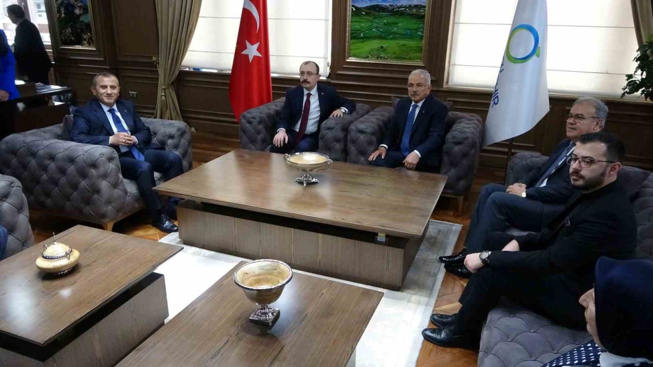Bakan Mehmet Muş, Ordu’da ziyaretlerde bulundu
