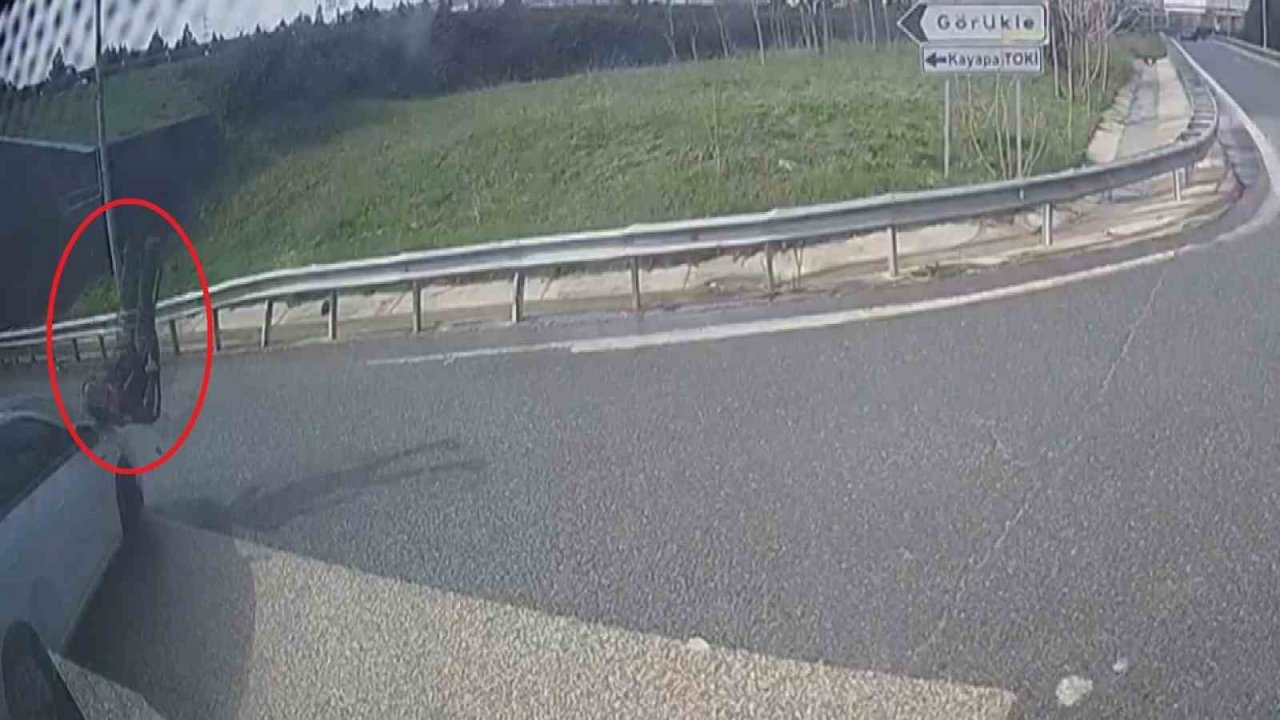 ’Dur’ ihtarına uymayan şüpheli aracıyla polise böyle çarptı