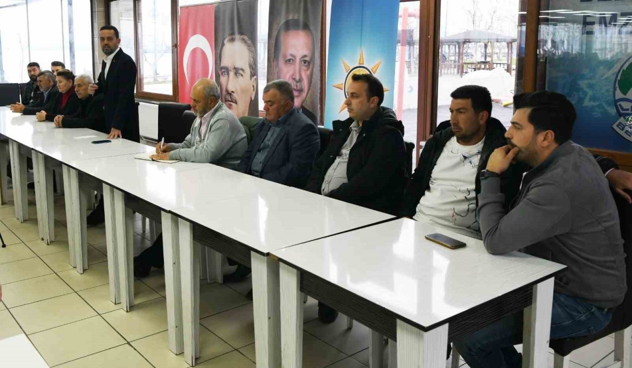 Lapseki’de AK Parti’den ’İstişare ve Değerlendirme’ toplantısı