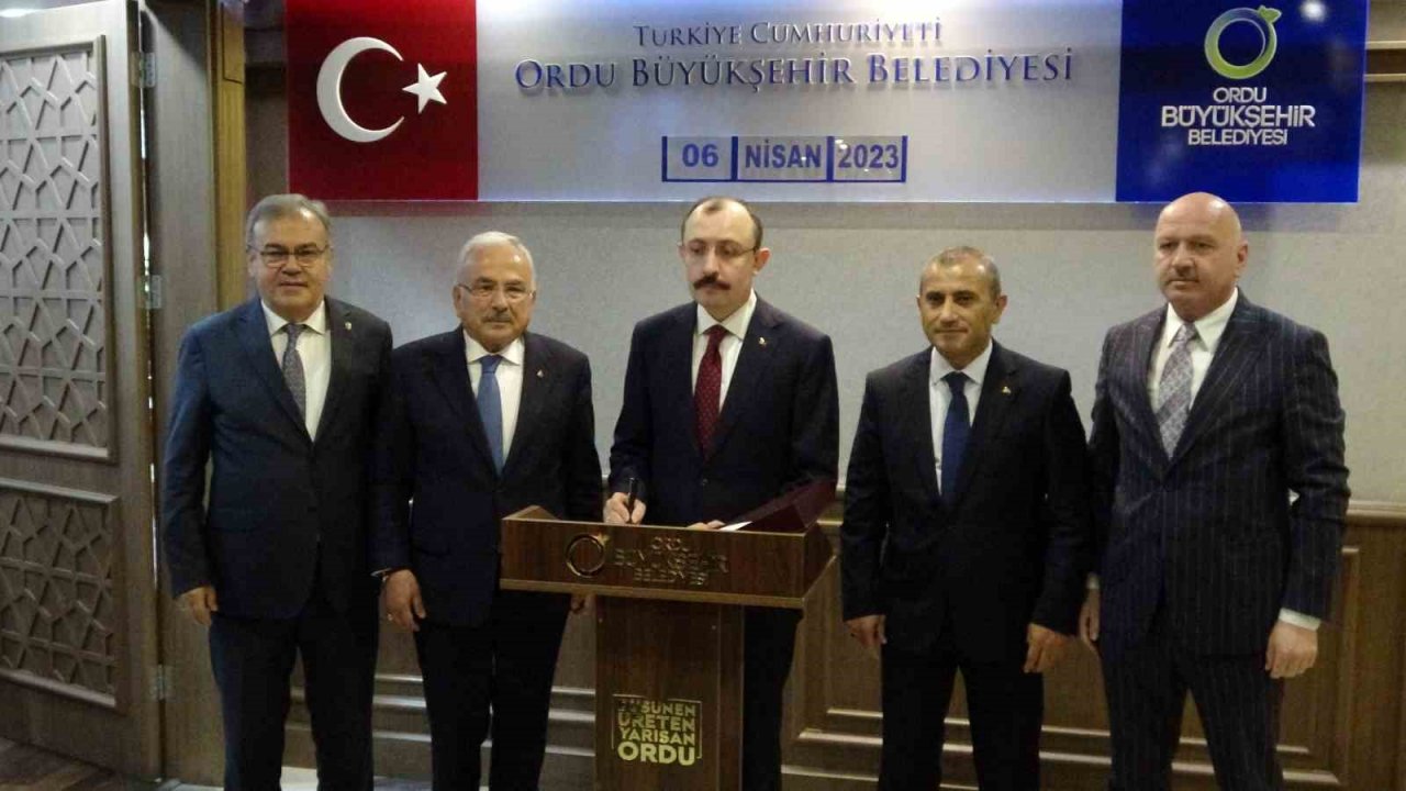Bakan Mehmet Muş, Ordu’da ziyaretlerde bulundu