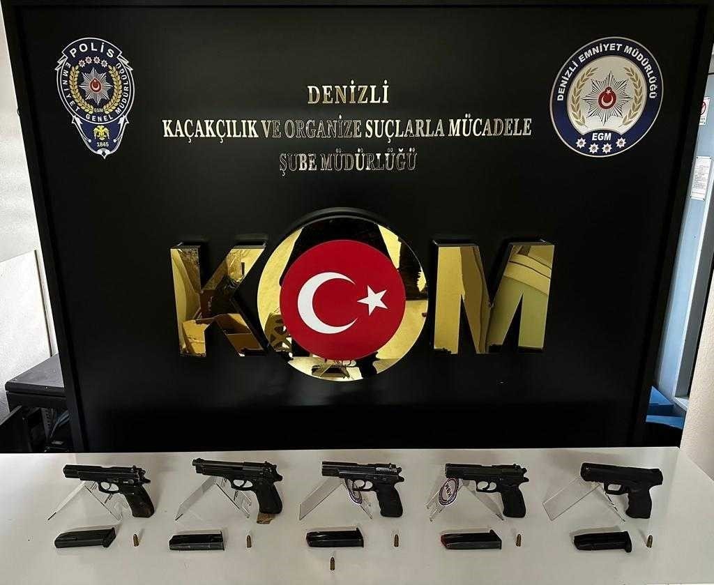 Kaçak silahlar Buldan’a Karadeniz’den getirilmiş