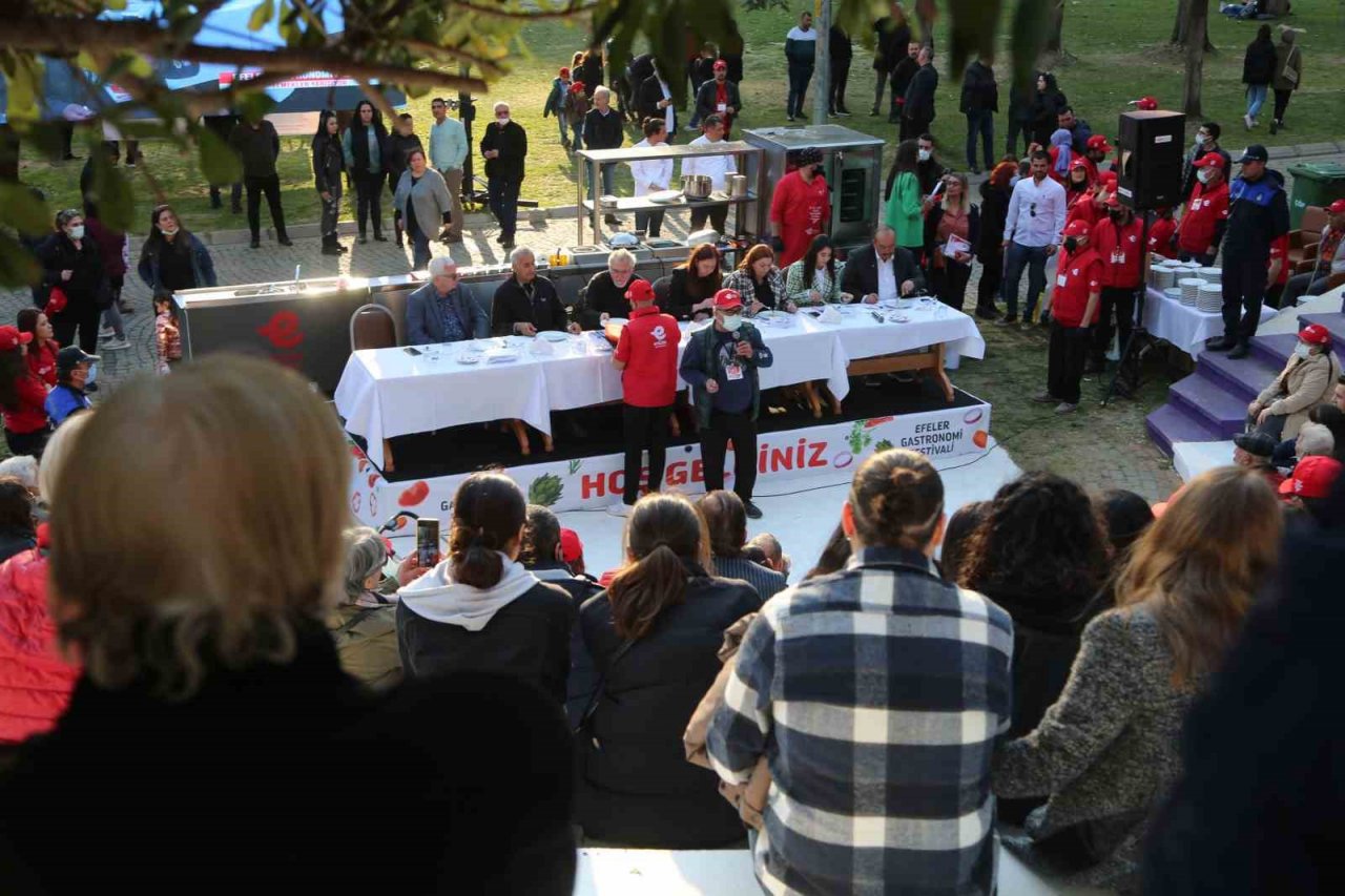 Efeler’in ’Lezzet Festivali’ için yemek yarışması başvuruları başladı