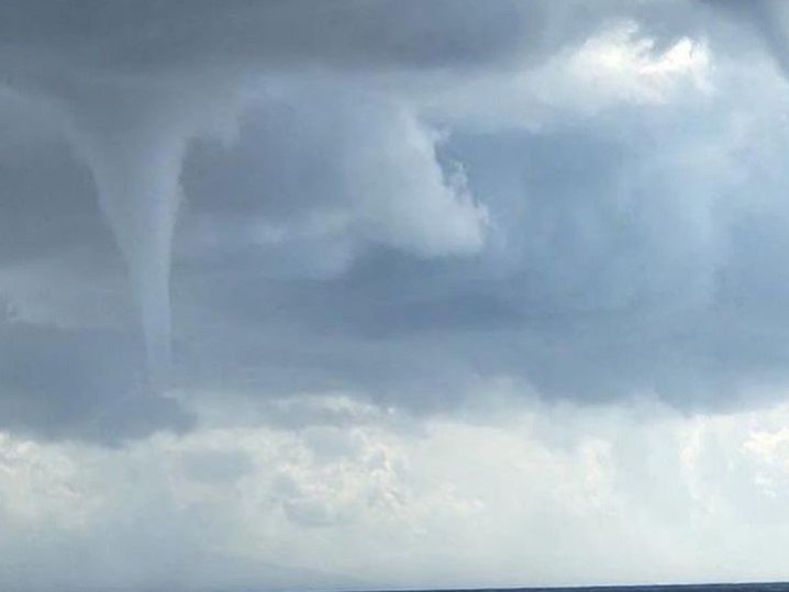 İzmir’de 2 gün üst üste hortum paniği