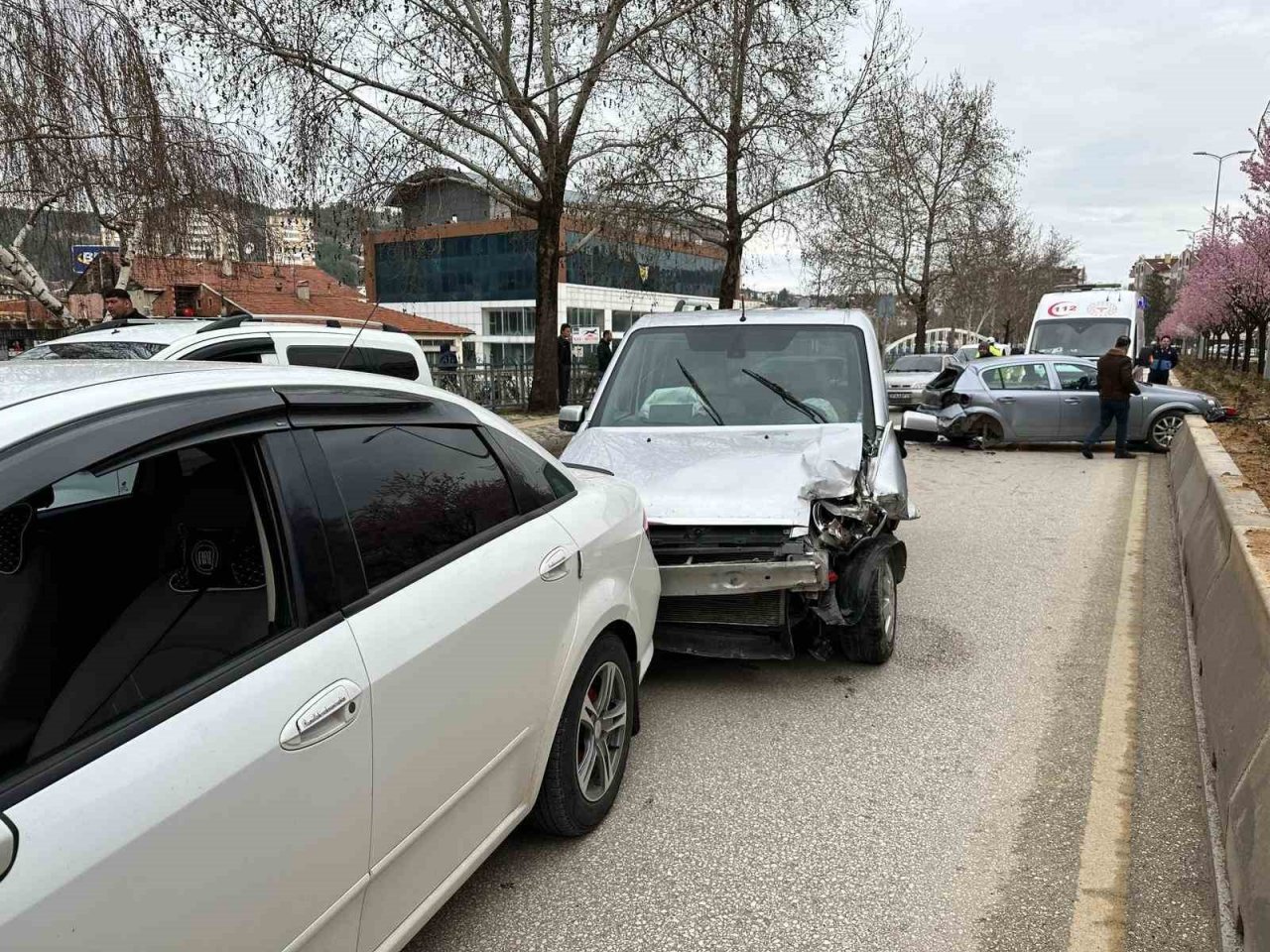 Kastamonu’da 3 araç çarpıştı: 1 yaralı