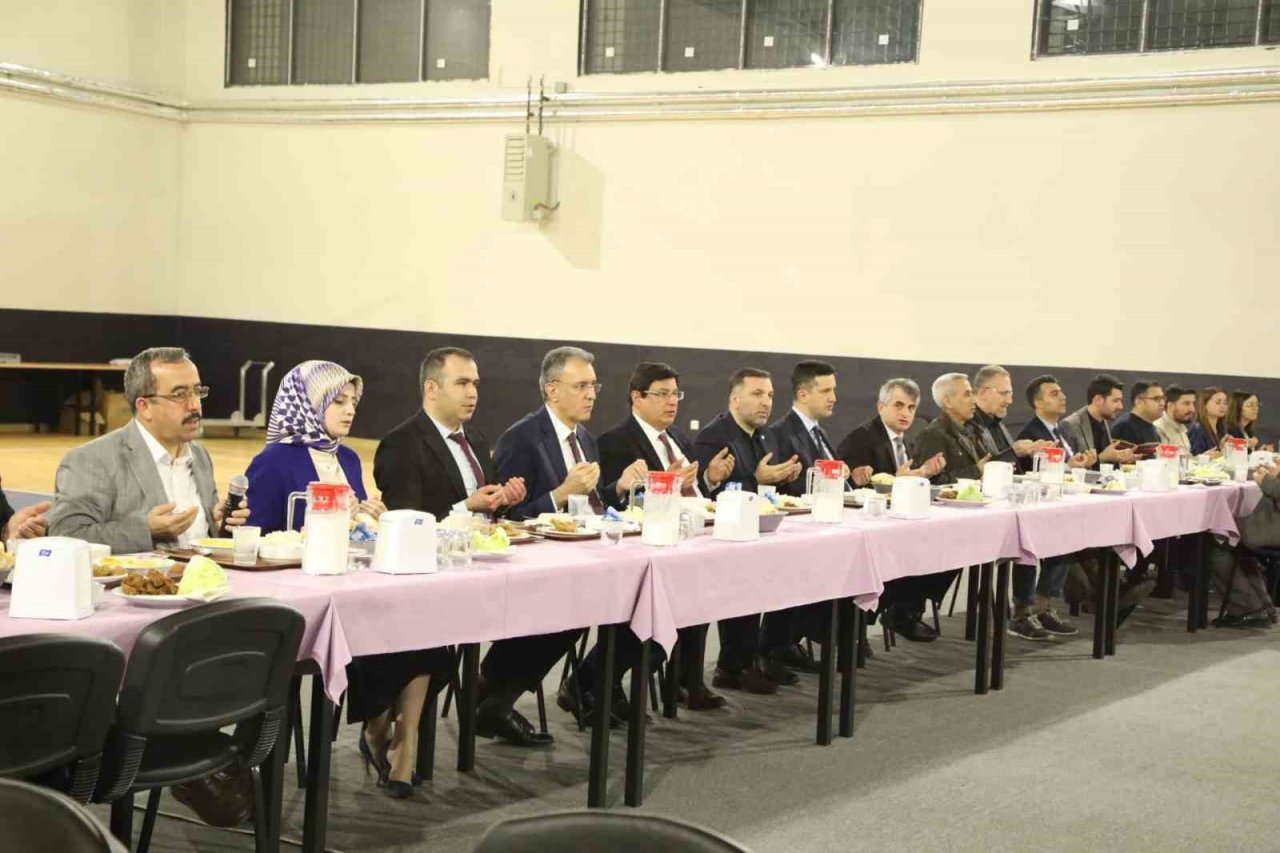 Başsavcı Kılıç’tan çocuk ve genç tutuklulara: "Bol bol kitap okuyun"