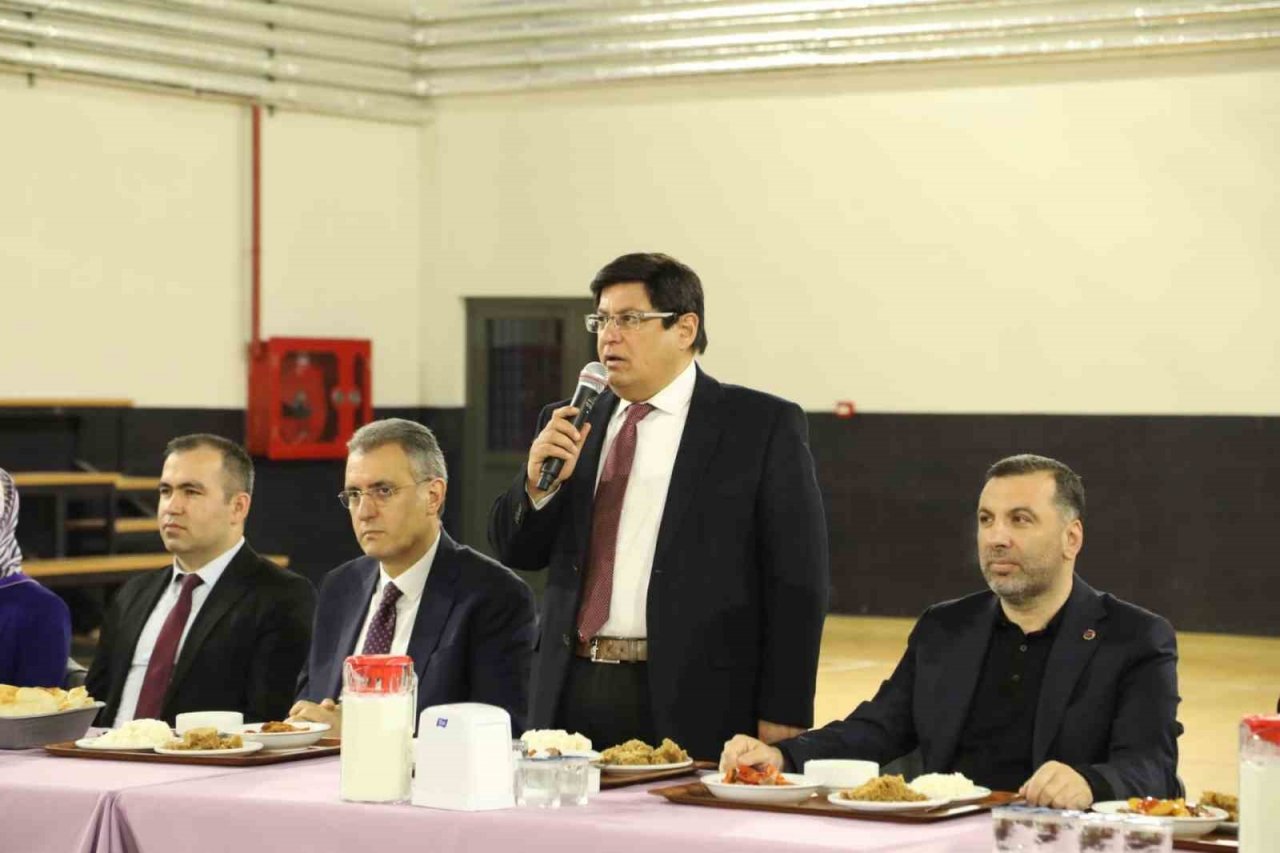 Başsavcı Kılıç’tan çocuk ve genç tutuklulara: "Bol bol kitap okuyun"