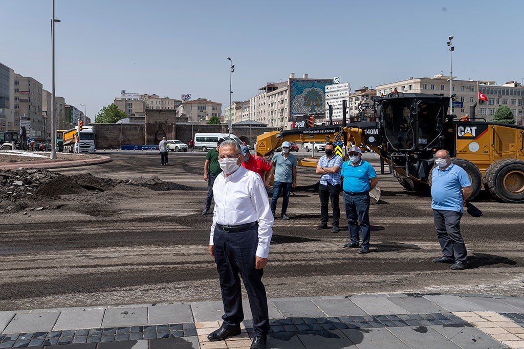 Başkan Büyükkılıç: “Fen işlerimizle şehrimize 4 yılda 3 milyarlık yatırım yaptık”