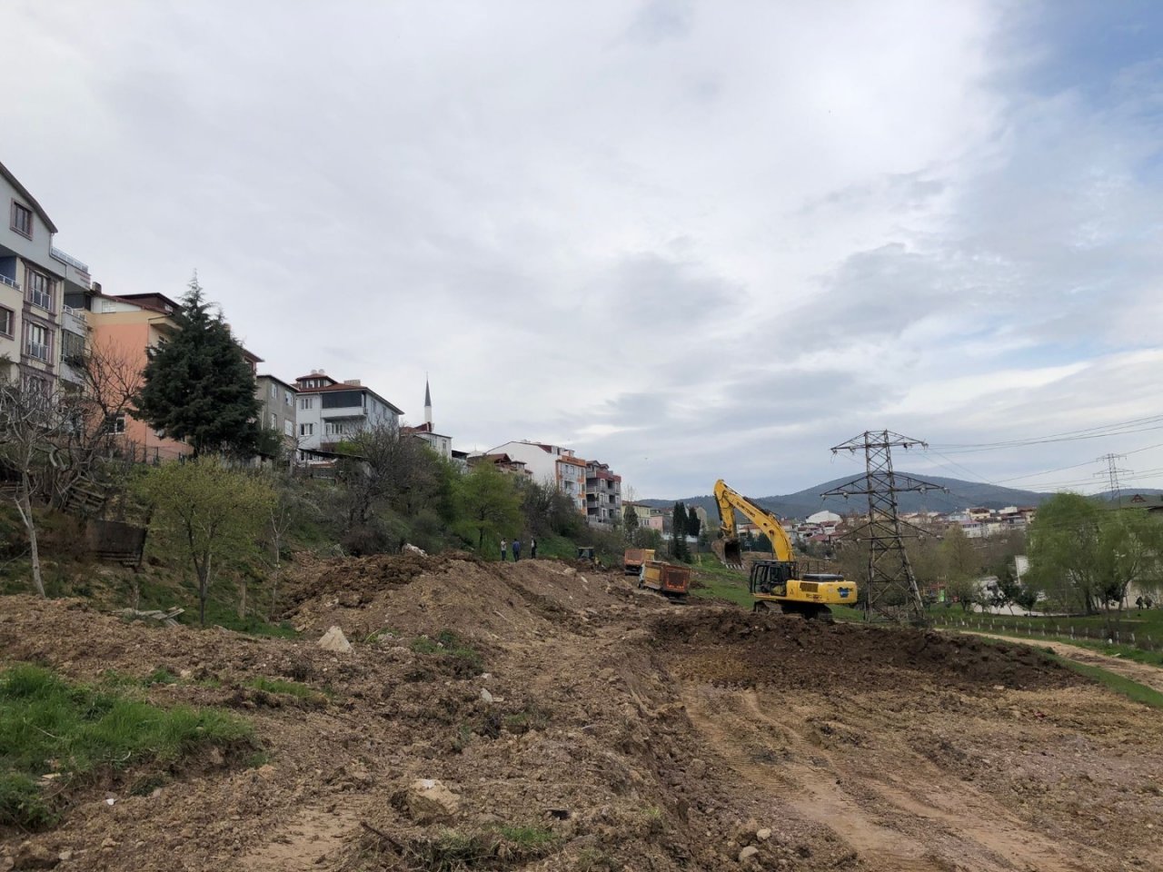 Körfez Kaşkaldere’de trafiği rahatlatacak proje başladı