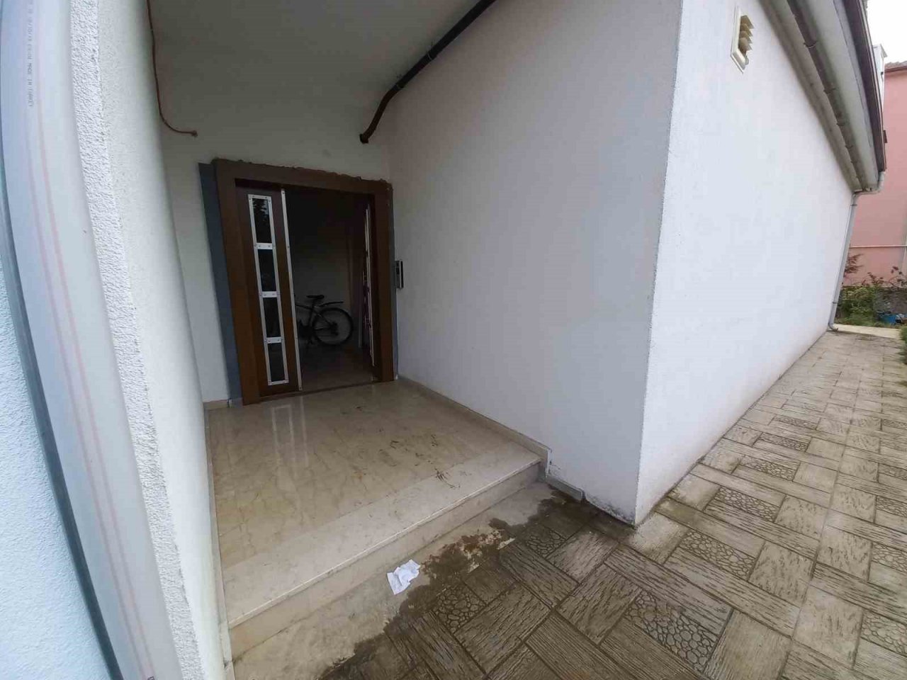 “Mutfak neden dağınık” diyerek annesini bıçakladı