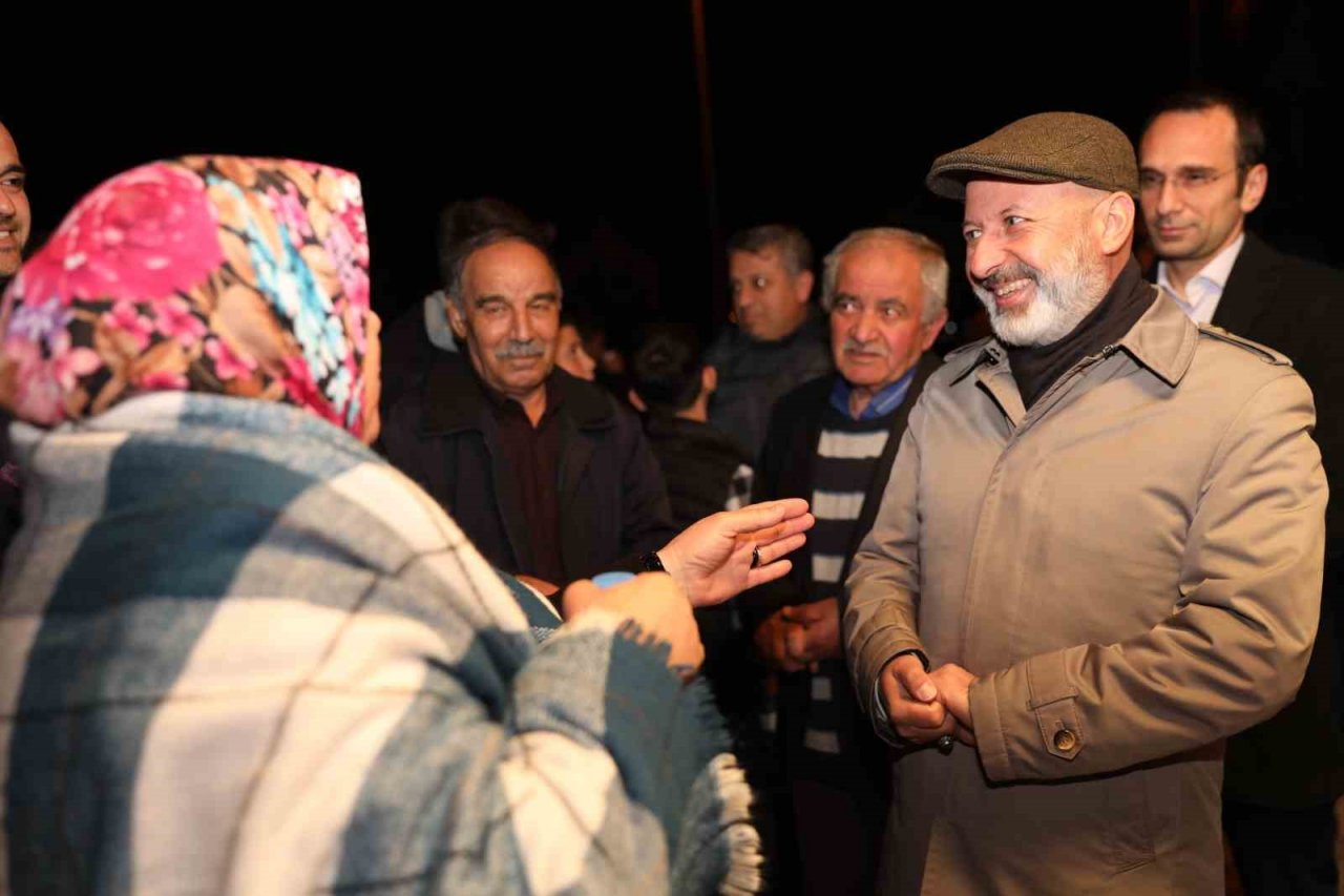 Başkan Çolakbayrakdar: “Kendi öz imkânlarıyla kentsel dönüşüm yapan belediyeyiz”