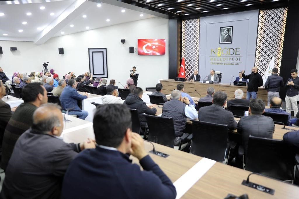 Niğdeli depremzedelerden Başkan Özdemir’e teşekkür
