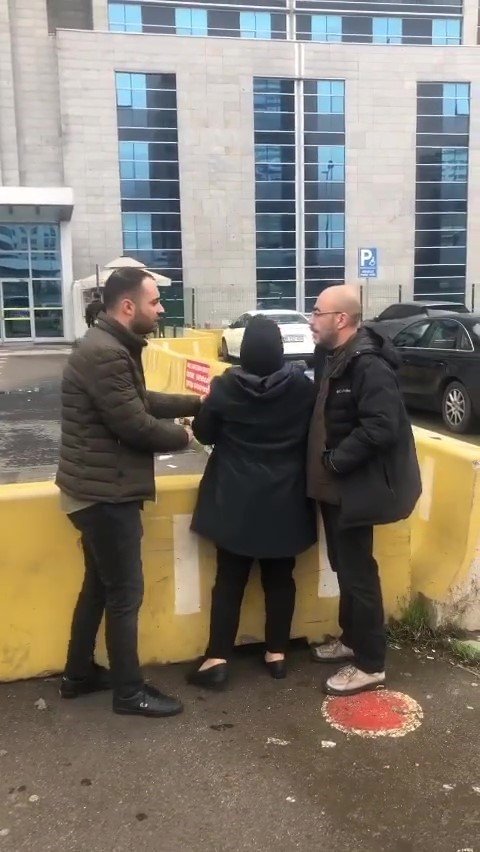 Kızının eski sevgilisini öldürdüğü gerekçesiyle yargılanan babaya tahliye