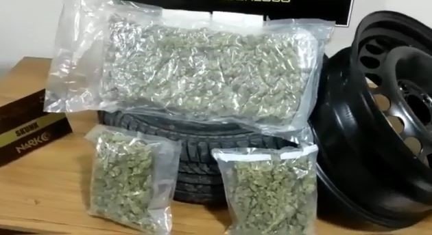 Araba lastiğinden 16 buçuk kilo uyuşturucu çıktı: 11 kişi tutuklandı