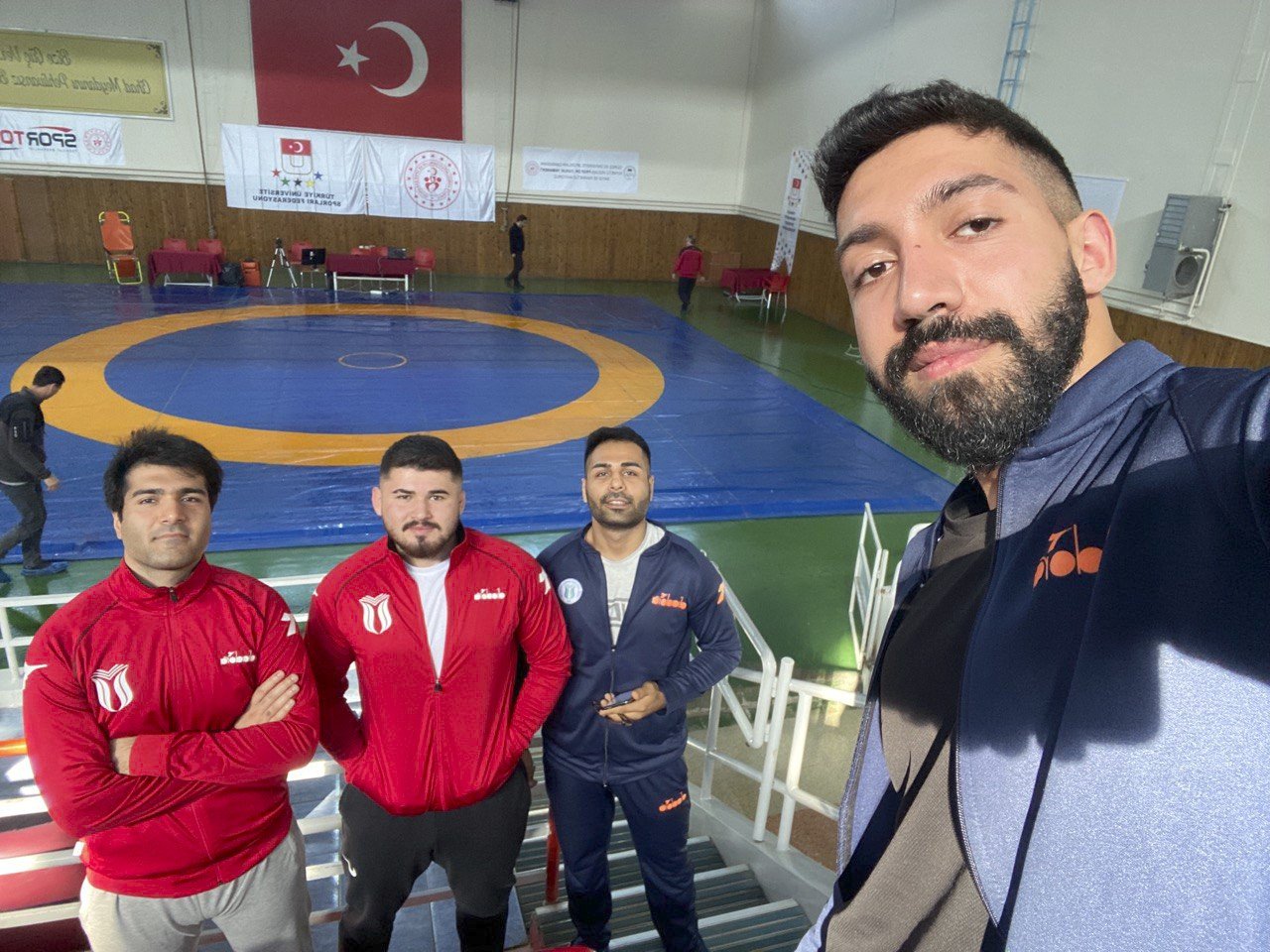 SUBÜ’lü güreşçiler dünya şampiyonasında yarışacak