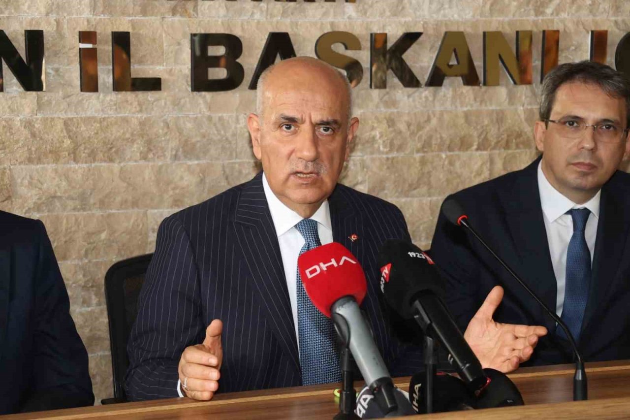 Bakan Kirişci: "Bu ülkeyi bölmek isteyenler ve iş birlikçilerine fırsat vermeyin”