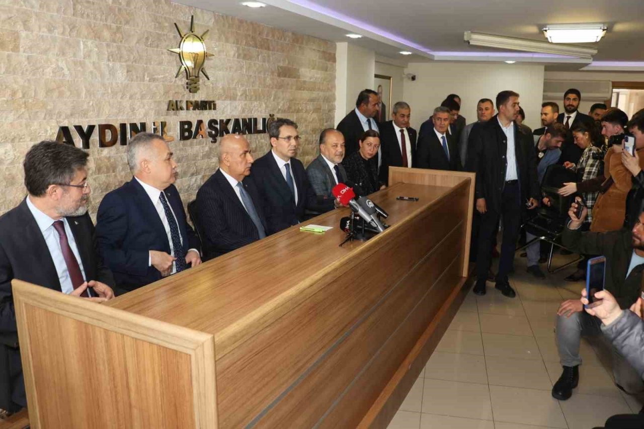 Bakan Kirişci: "Bu ülkeyi bölmek isteyenler ve iş birlikçilerine fırsat vermeyin”