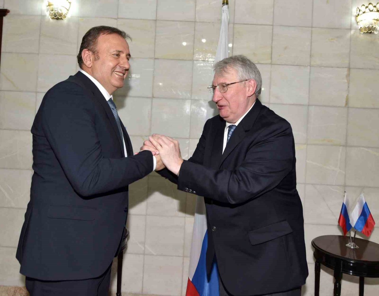 Trabzon-Soçi feribot seferleri için Trabzonlu iş adamları Rusya’dan vize kolaylığı istiyor