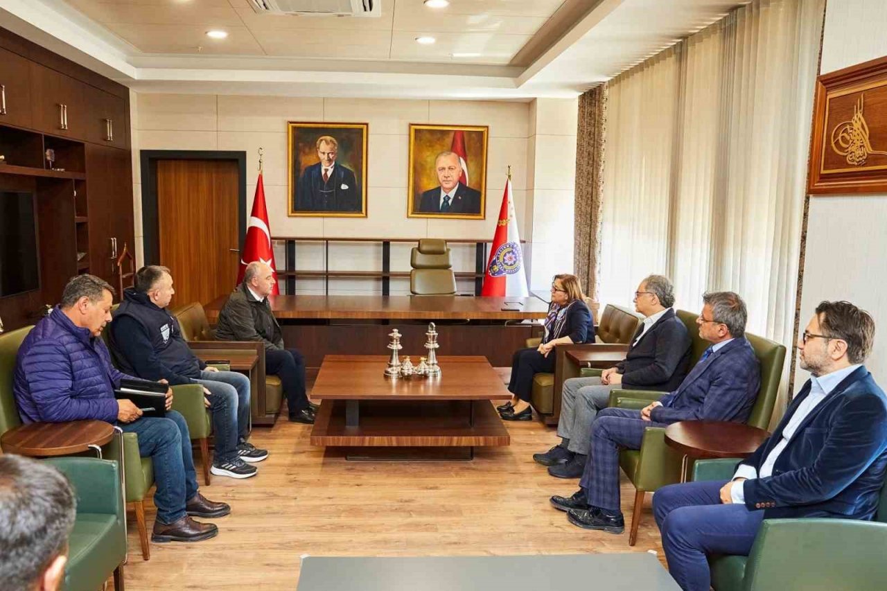 TBB Başkanı Şahin, afet bölgelerindeki 4 ile teknik gezide bulundu