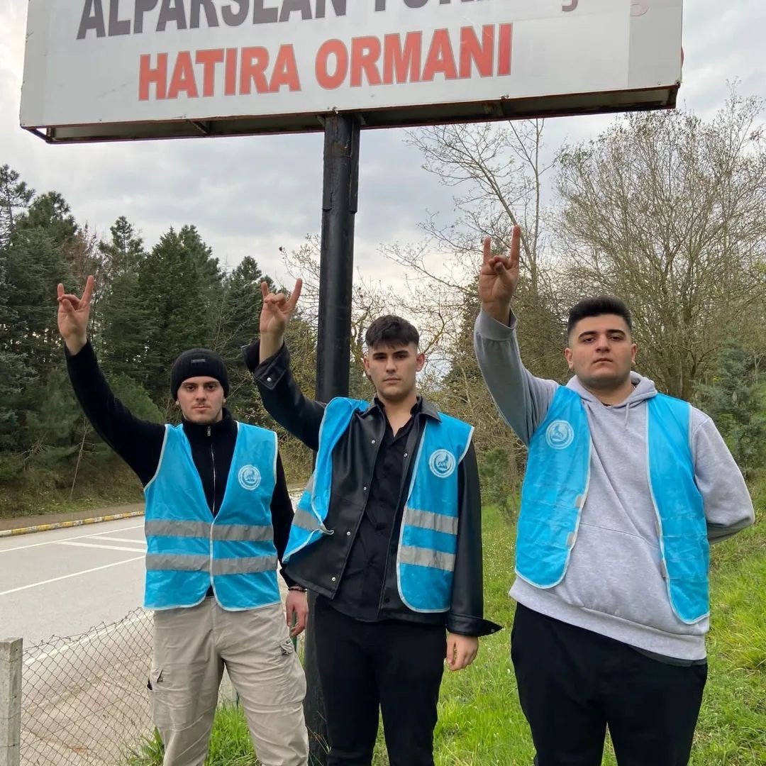 Yalova Ülkü Ocakları’ndan Türkeş’e ahde vefa