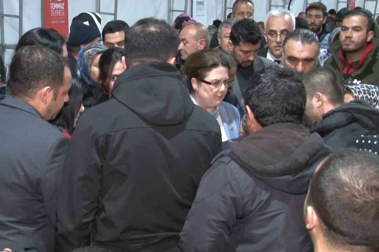 Bakan Yanık: "Yaralarımızı sarıp Türkiye Yüzyılına koşmaya devam edeceğiz"