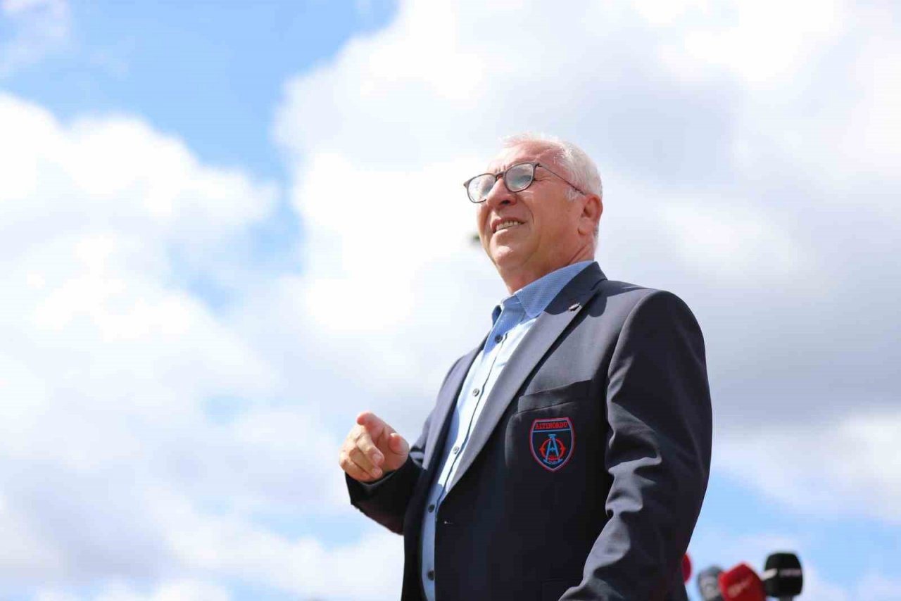 İzmir’de U12 Cup heyecanı başladı