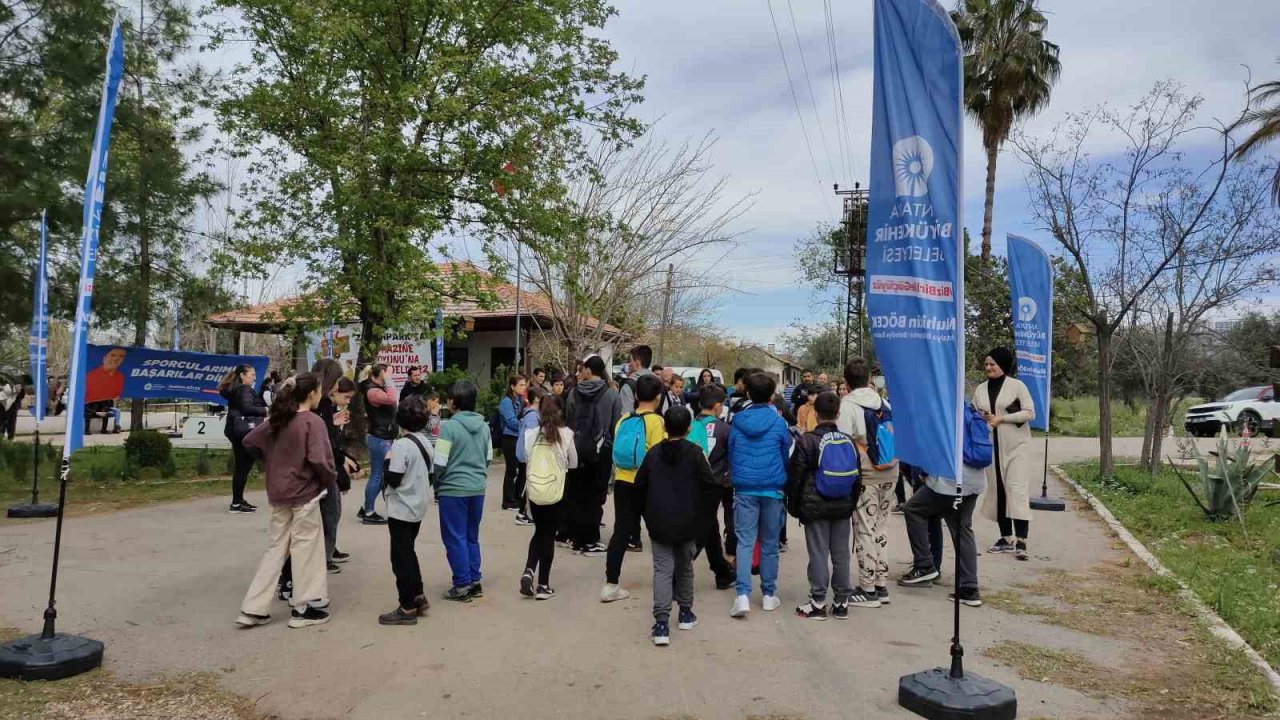 Zeytinpark’ta gençler için ‘hazine’ oyunu düzenlendi