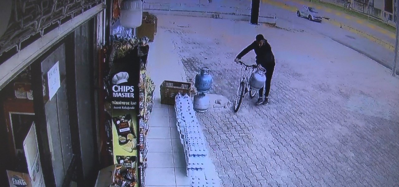 Antalya’da bisikletli mutfak tüpü hırsızı, esnafın korkulu rüyası oldu