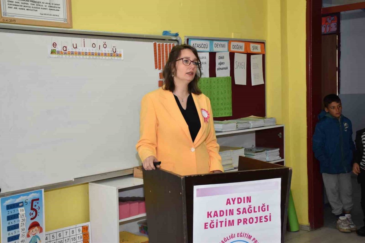 Aydın’da kadınlar ’Kadın Sağlığı Eğitim Projesi’ çerçevesinde bilgilendirildi