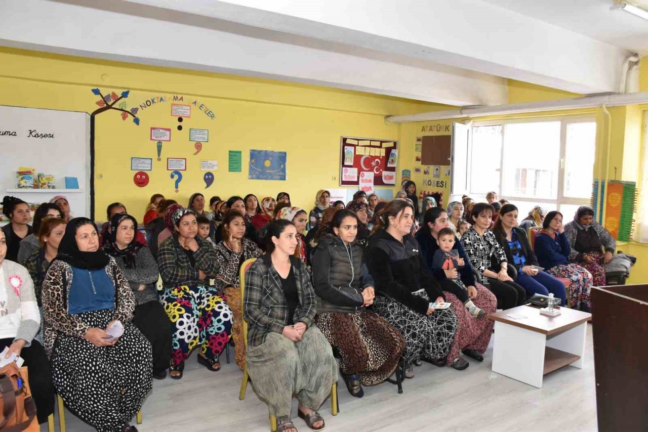 Aydın’da kadınlar ’Kadın Sağlığı Eğitim Projesi’ çerçevesinde bilgilendirildi