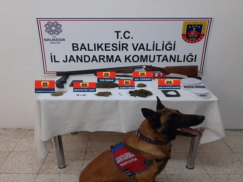 Balıkesir’de jandarmadan uyuşturucu operasyonu