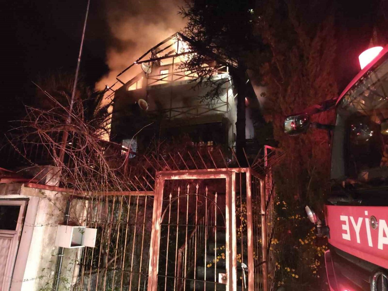 Bartın’da yangın: Yaşlı çift hayatını kaybetti