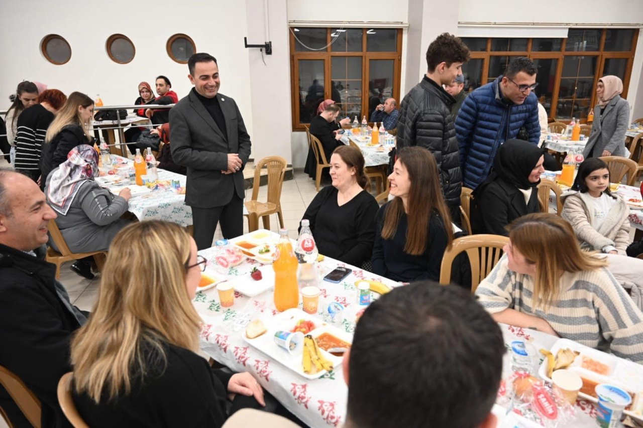 Biga Belediyesi ailesi iftarda bir araya geldi