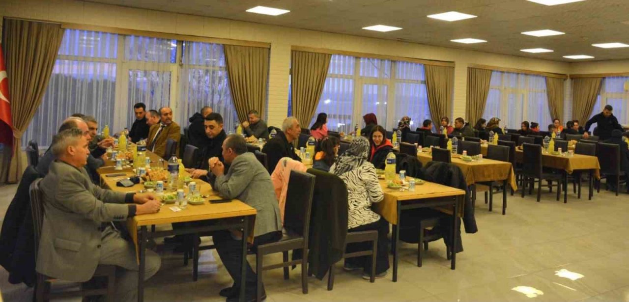 Lapseki’de kardeşlik iftarı düzenlendi